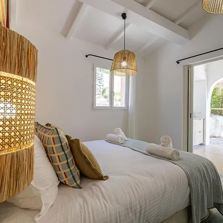 No Chichi - 12br-33p - Collines *