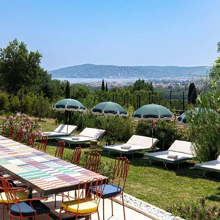 No Chichi - 12br-33p - Collines Grimaud
